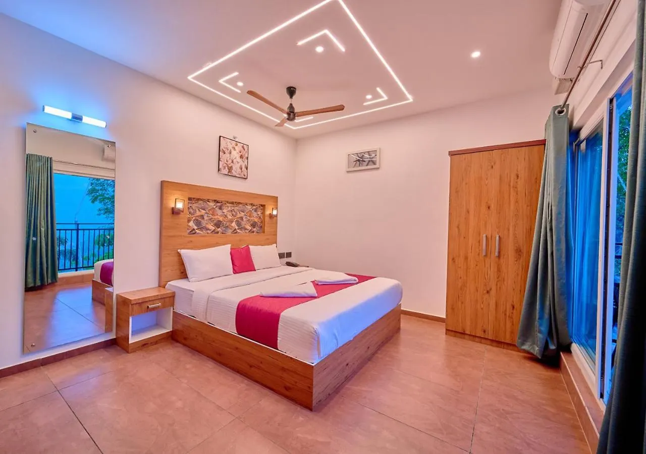 Nature Shade Pool Villa In Munnar By Voye Homes